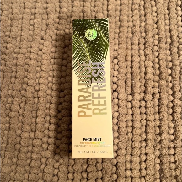 BH cosmetics Paradise Refresh Face Mist - Picture 2 of 2